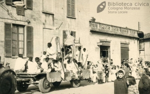 Carnevale in piazza Mentana 1961